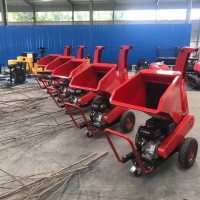 多功能小型碎枝機(jī)手推式柴油樹枝粉碎機(jī)的操作規(guī)程