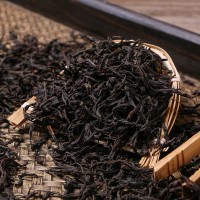 福建武夷山茶葉 口感甜醇蜜桃香高山野茶 原產(chǎn)地散裝紅茶直銷批發(fā)