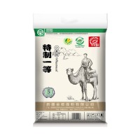 新疆奇麥園牌特一粉5kg餃子粉拉條子小麥粉家用奇臺(tái)面粉廠家直銷(xiāo)