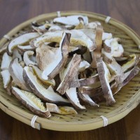 方便快捷干凈香味濃郁的鮮切農(nóng)產(chǎn)品食用菌湯料包餐飲快用的香菇片