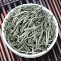 2022年春茶頭采高山白毫銀針細(xì)芽日曬白茶廠家直銷