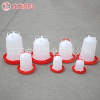 雞用飲水器雞用水桶養(yǎng)殖設(shè)備養(yǎng)雞家禽喂水器雞用喂水器雞水槽