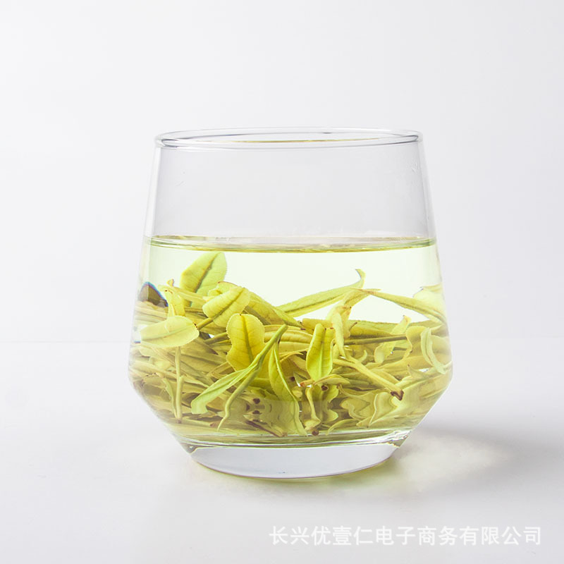 一芽?jī)扇~1.jpg