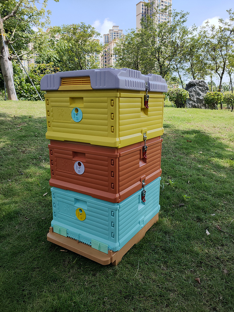 塑料保溫蜂箱外景